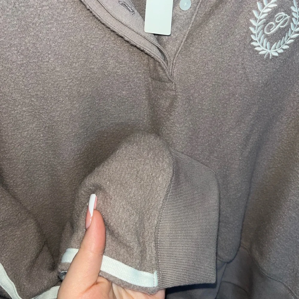 PINK Victoria’s Secret fleece crop sweatshirt - Picture 5 of 7